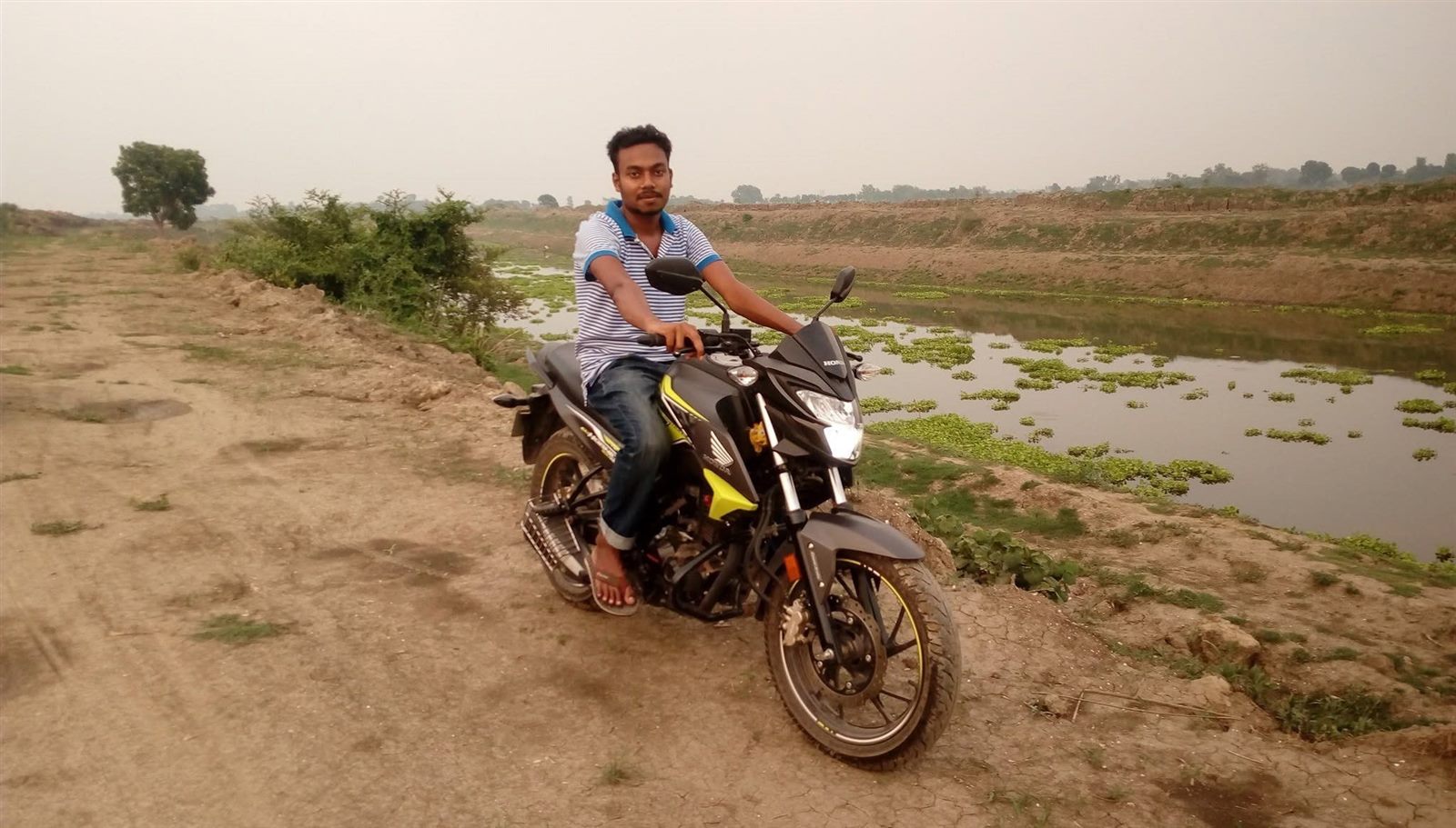 Abdul Mabud motorbike outdoor photo